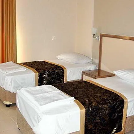Buhana Hotel 3*