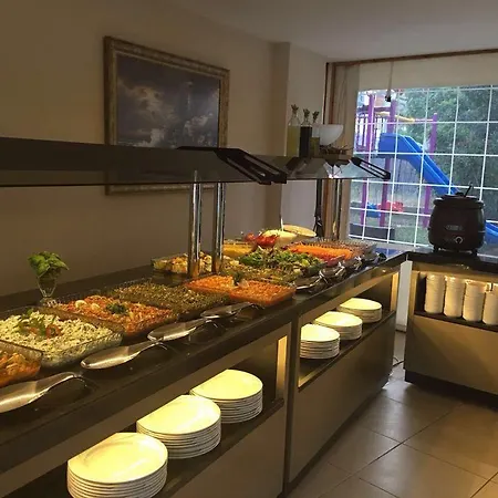 Buhana Отель Адрасан